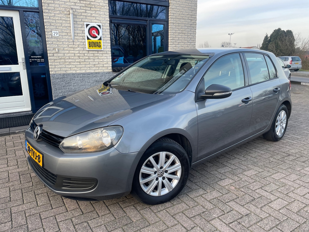 Volkswagen Golf - 1.2 TSI BlueMotion- NL auto-unieke kmstand - AutoWereld.nl