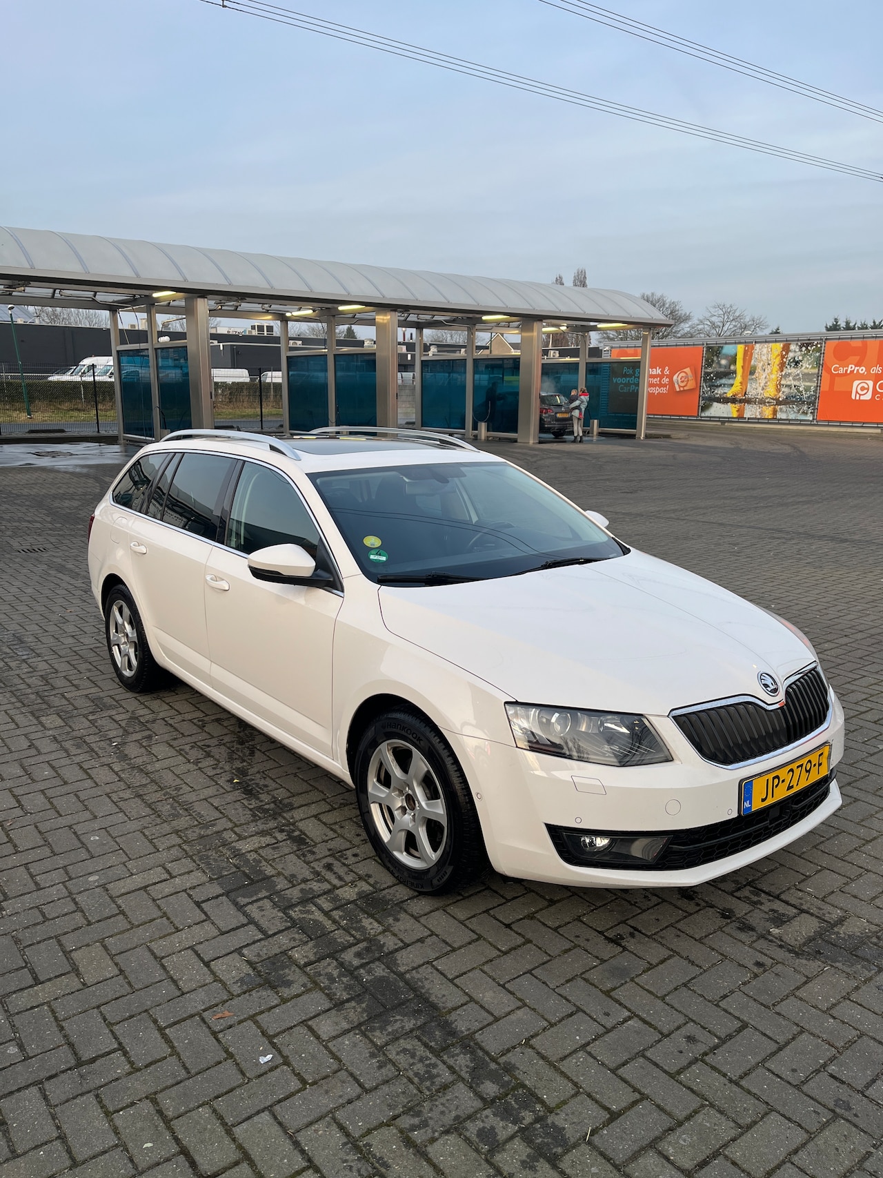 Skoda Octavia Combi - 2.0 TDI Greentech Ambition Businessline - AutoWereld.nl