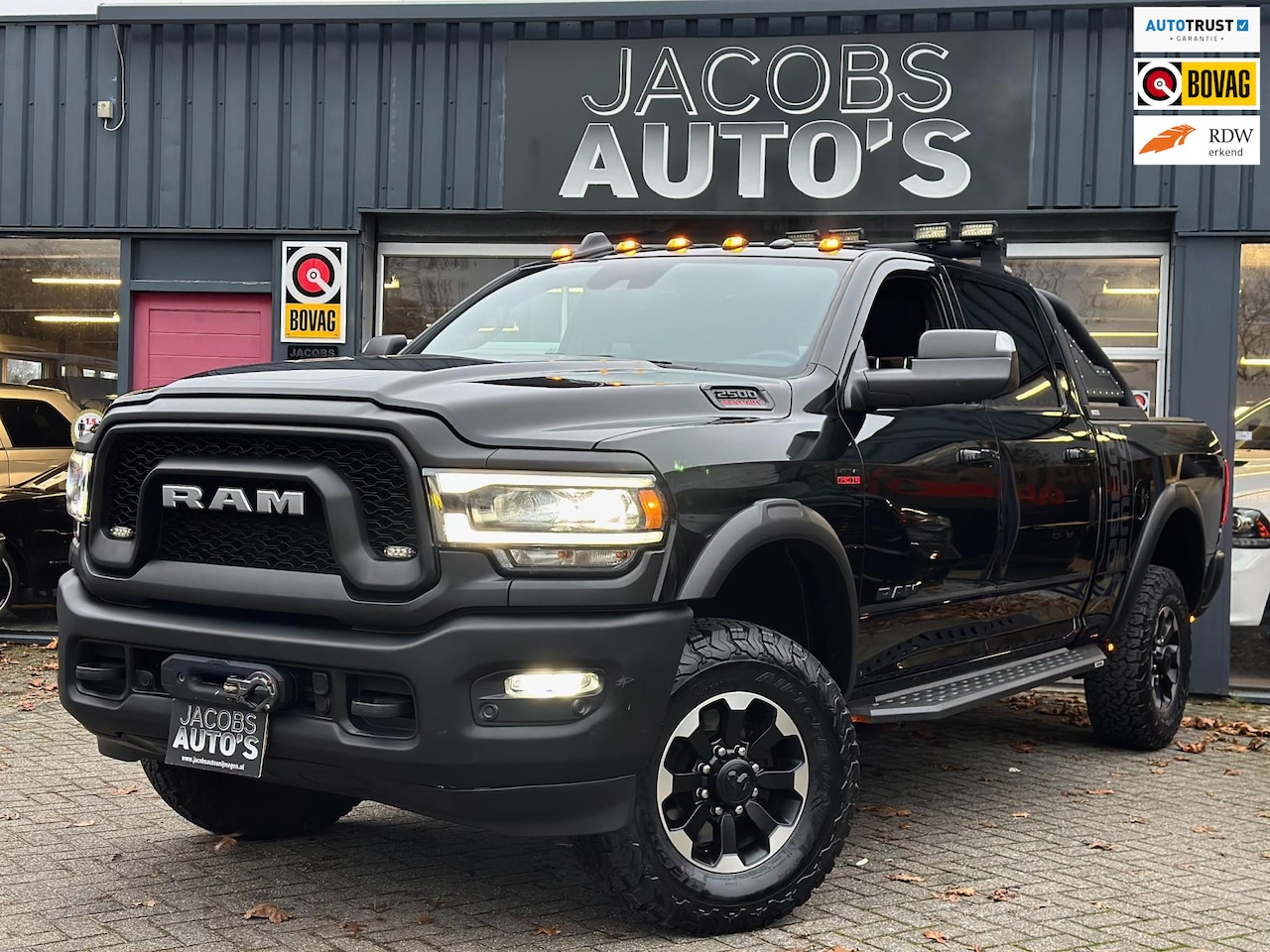 Dodge Ram 2500 - 6.4 HEMI Heavy Duty 6 Personen - AutoWereld.nl