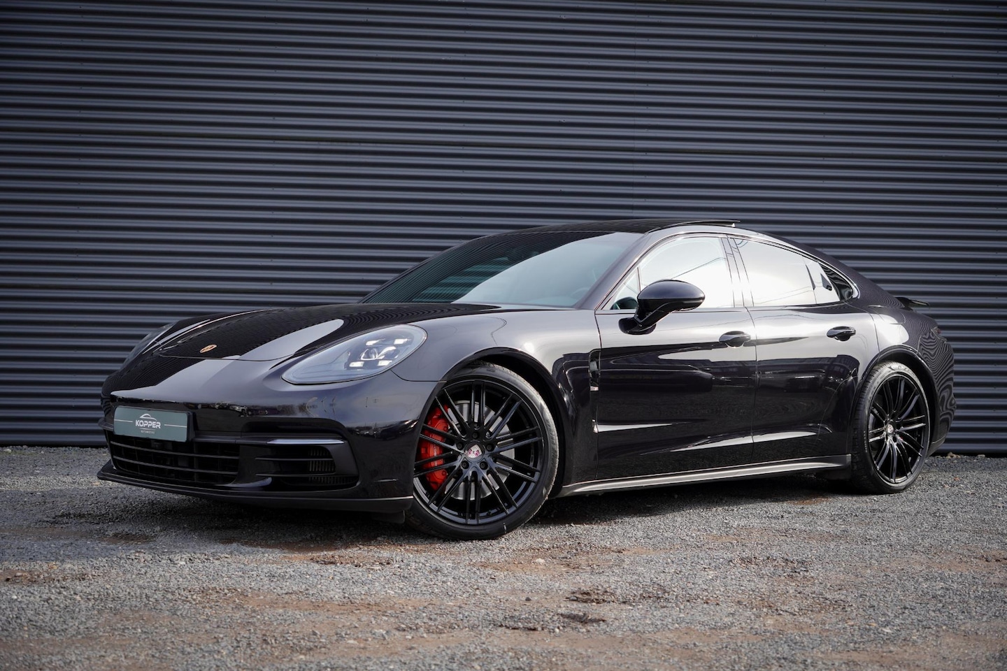 Porsche Panamera - 2.9 4 E-Hybrid / Pano / Comfortstoelen / 21'' / Sportuitlaat - AutoWereld.nl