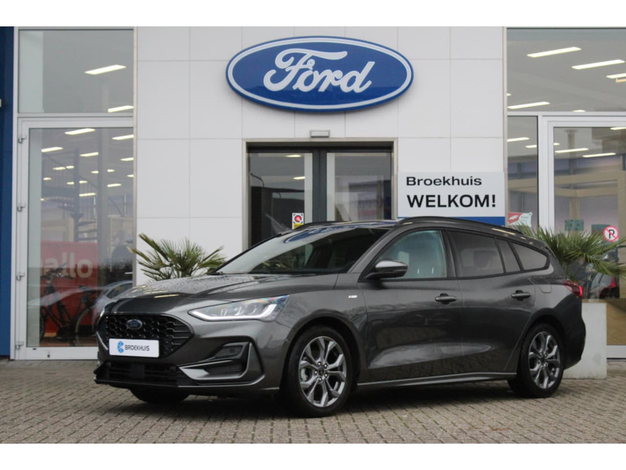 Ford Focus Wagon - Wagon ST-Line 1.0 125PK | Groot scherm! | Navigatie | Winter Pack | Achteruitrijcamera | C - AutoWereld.nl