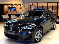 BMW X2 - SDrive 20i M-Sport Shadowline Headup Panoramadak