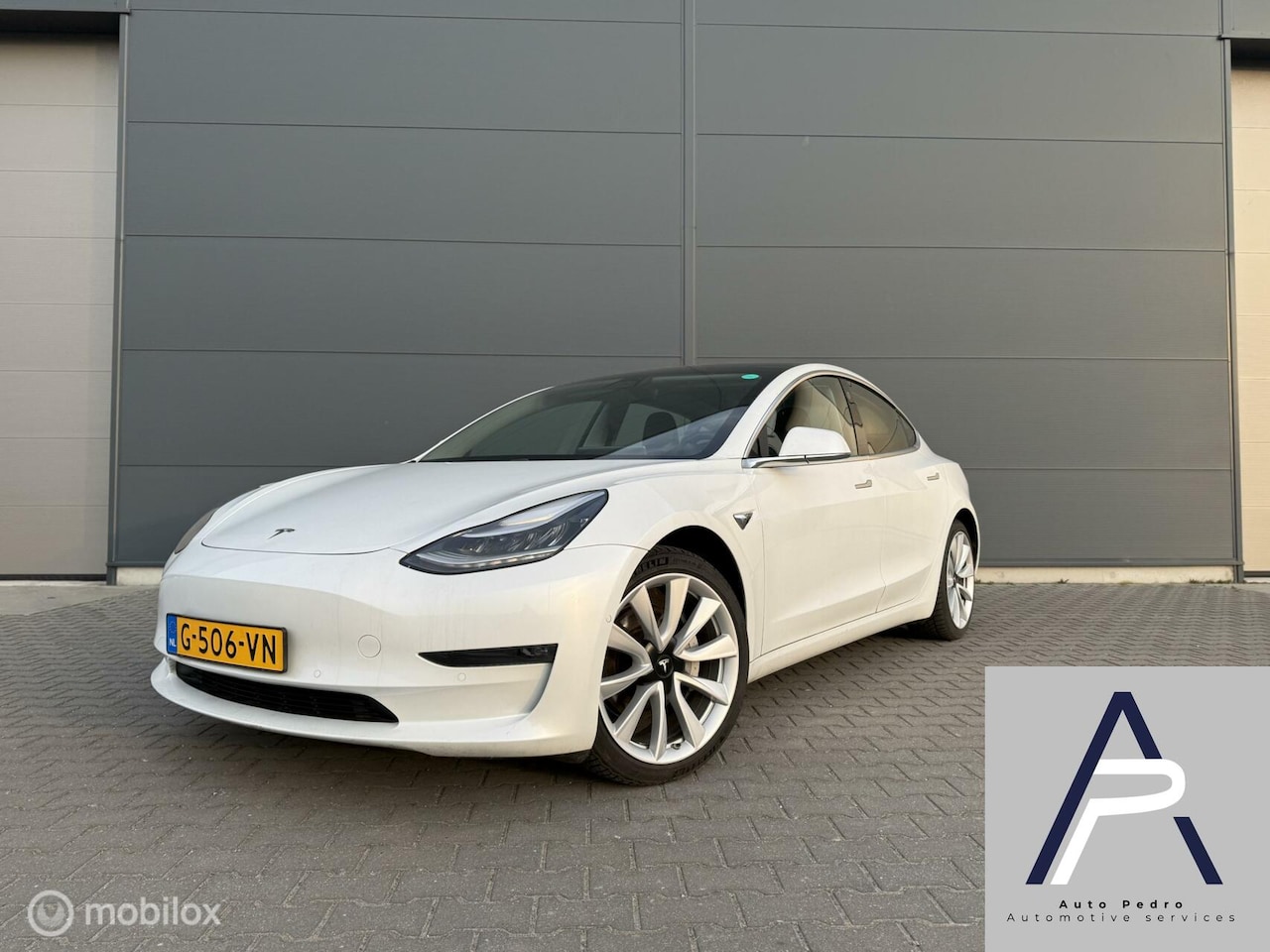 Tesla Model 3 - Long Range RWD Long Range AWD 75 kWh Pearl White Autopilot BTW - AutoWereld.nl