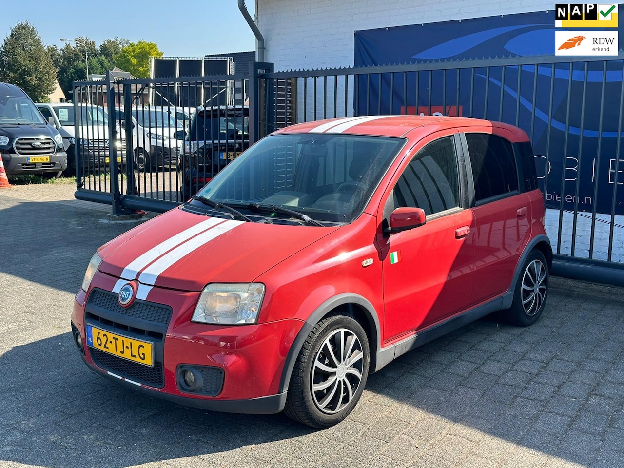 Fiat Panda - 1.4 16V Sport / AIRCO / ELEKTRISCHE RAMEN / 100 KP - AutoWereld.nl