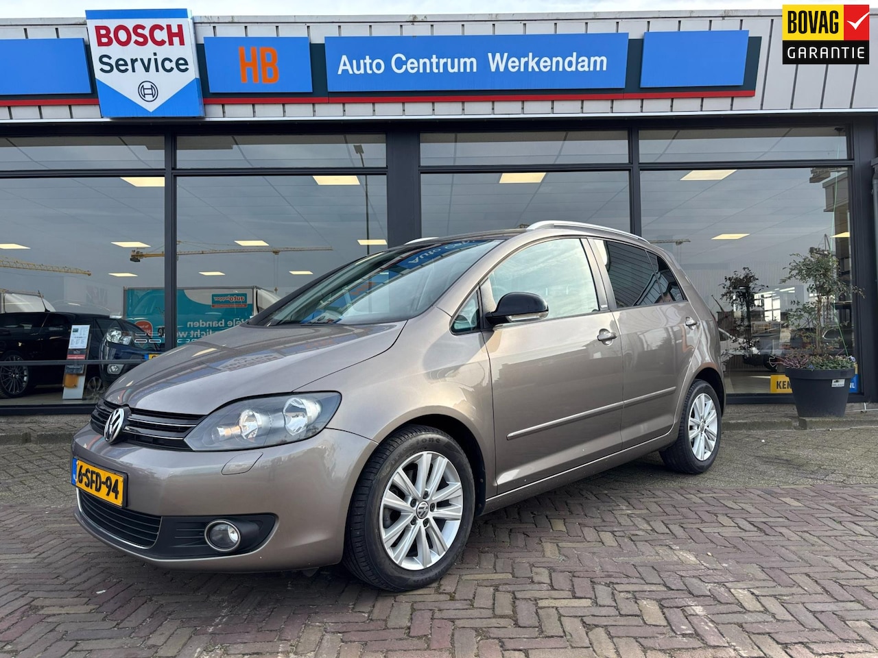 Volkswagen Golf Plus - 1.6 TDI Highline BlueMotion 1.6 TDI Highline BlueMotion - AutoWereld.nl