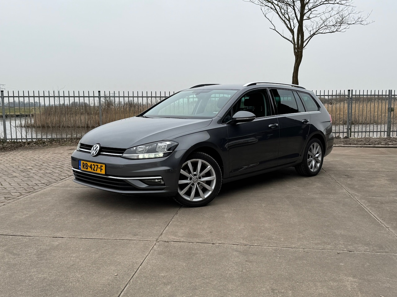 Volkswagen Golf Variant - 1.0 TSI Highline | Autm | Digital Dash | Trekhaak | PDC | - AutoWereld.nl