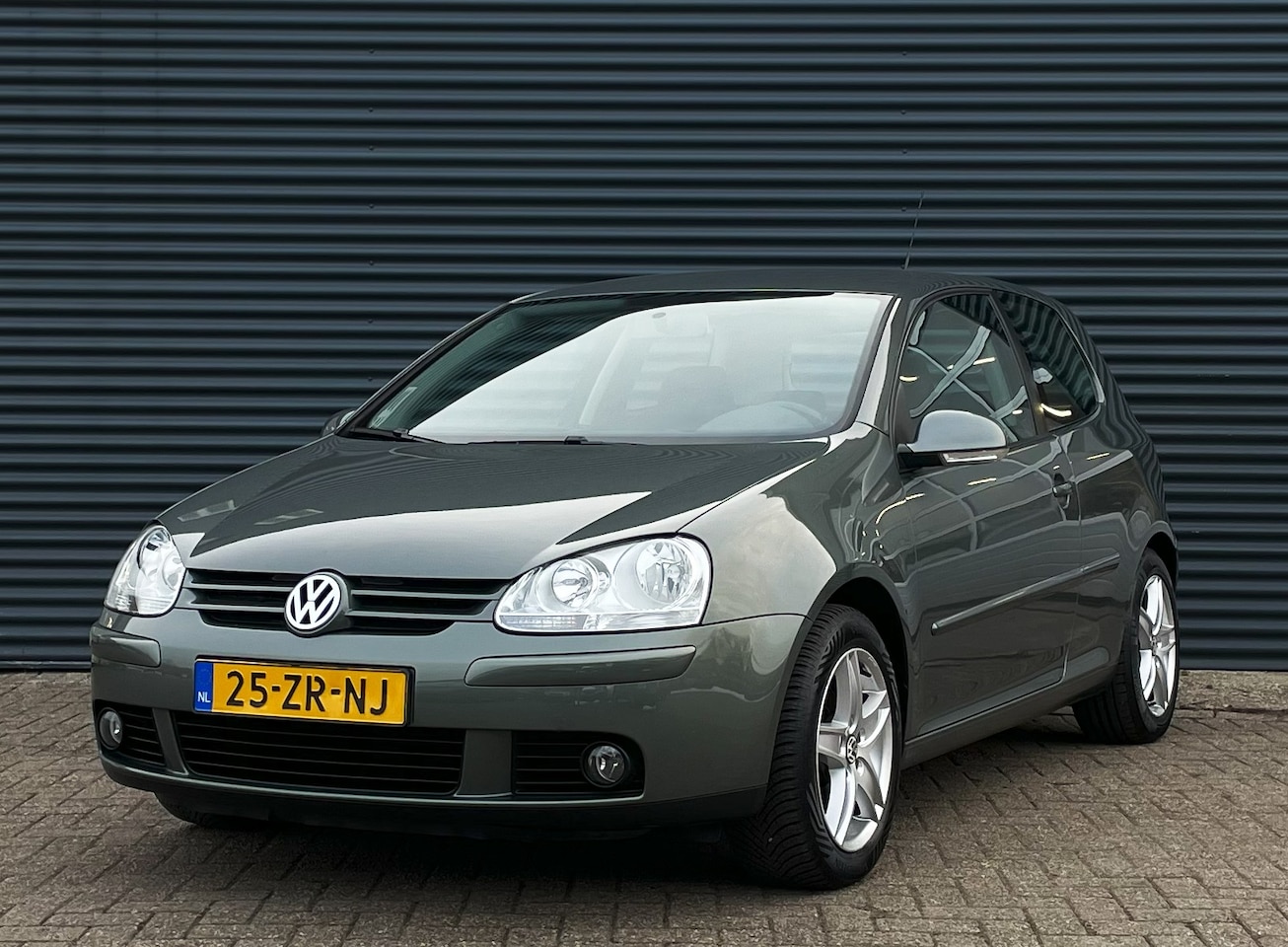 Volkswagen Golf - 1.4-16V 1.4 16V - AutoWereld.nl