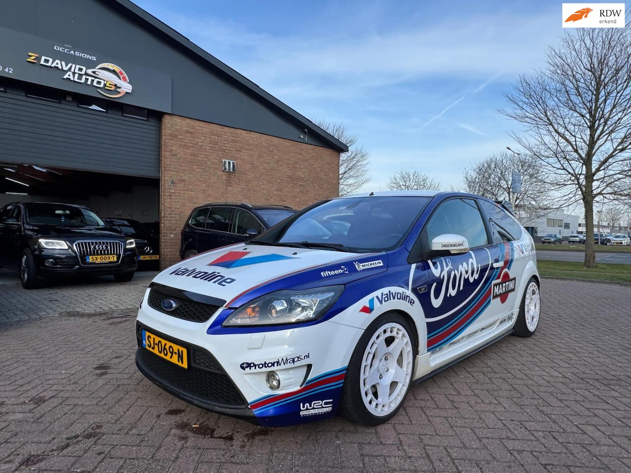 Ford Focus - 2.5 ST volledig custom stage 2 340pk goed onderhouden. - AutoWereld.nl