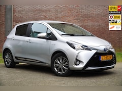 Toyota Yaris - 1.5 Hybrid Dynamic, Navigatie, A.Rijcamera, Climat Control, Ned. Auto