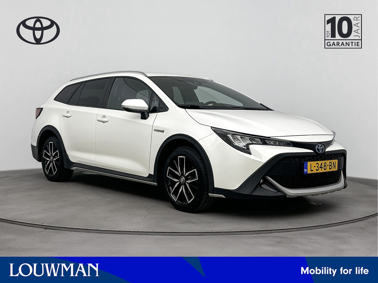 Toyota Corolla Touring Sports - 1.8 Hybrid Trek | Voorstoelen verwarmd | Draadloze telefoonlader | - AutoWereld.nl