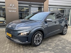 Hyundai Kona Electric - EV Fashion 64 kWh | 3 fase | Warmtepomp | Navigatie | Achteruitr