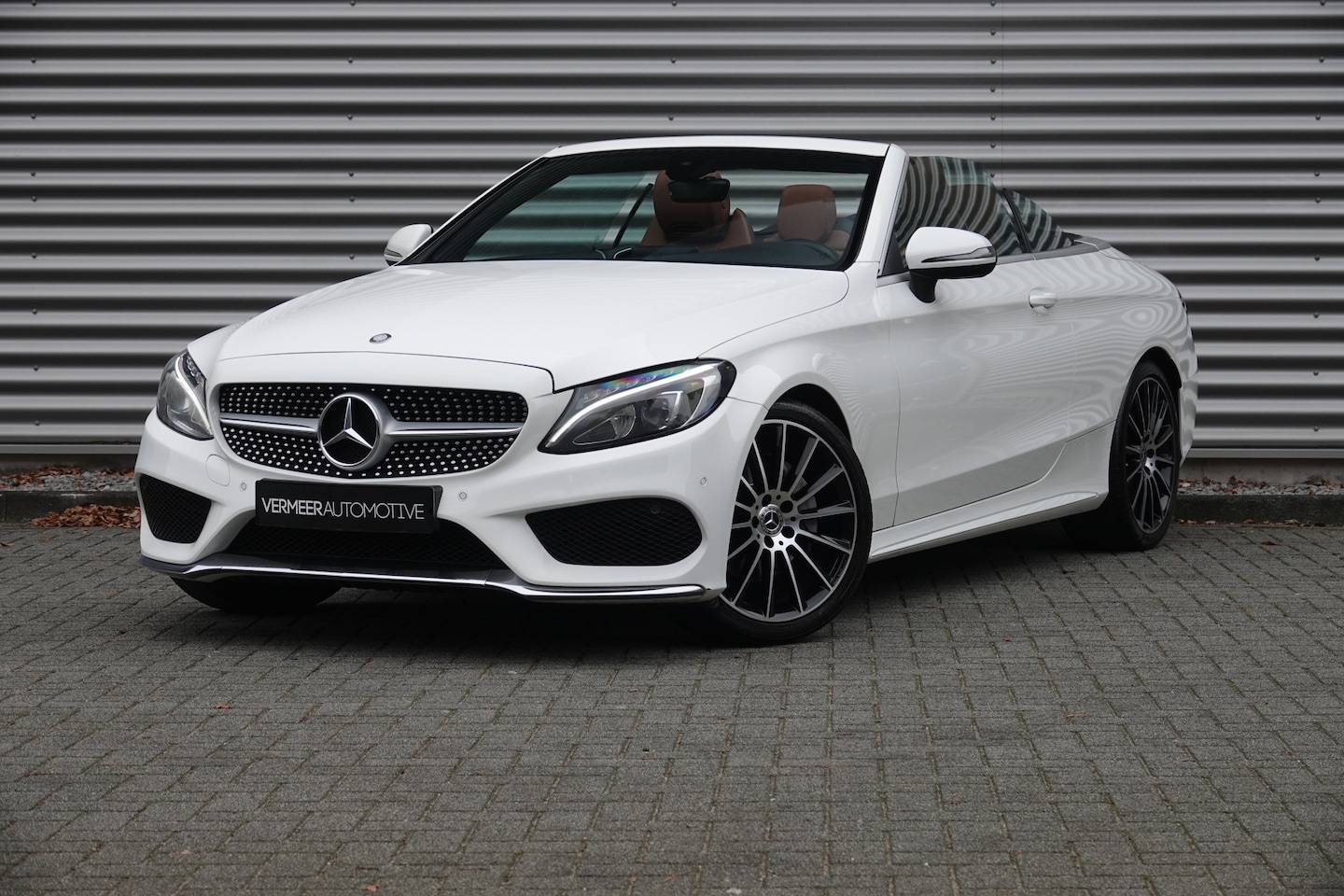 Mercedes-Benz C-klasse Cabrio - 200 Premium Plus AMG EDITION 1 | Airscarf | Nekverwarming | Stoelverwarming | Sfeer | - AutoWereld.nl