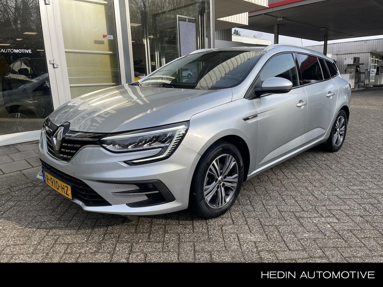 Renault Mégane Estate - 1.3 TCe Intens | CARPLAY/ANDROID AUTO | KEYLESS | SENSOREN V+A | 16INCH LICHTMETAAL | - AutoWereld.nl