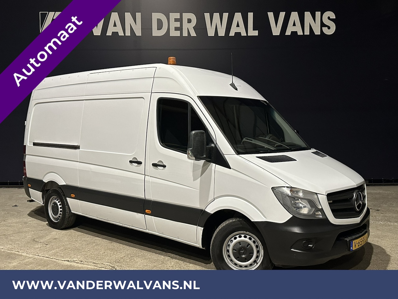 Mercedes-Benz Sprinter - 316 CDI 164pk Automaat L2H2 inrichting Euro6 Airco | Omvormer | 2800kg Trekhaak | Camera C - AutoWereld.nl