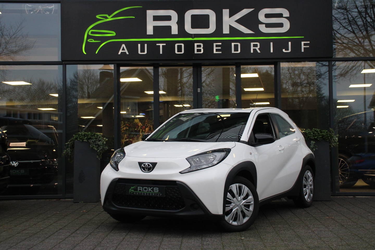 Toyota Aygo X - 1.0 VVT-i MT Business 1.0 VVT-i MT Business - AutoWereld.nl