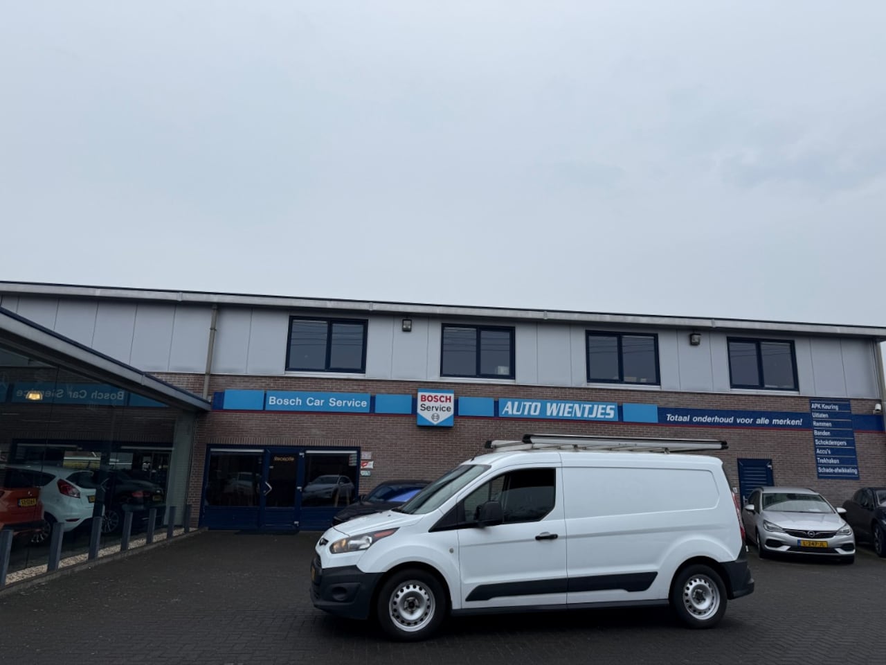 Ford Transit Connect - 1.5 TDCI 74kw | L2 Economy Edition | Airco - AutoWereld.nl