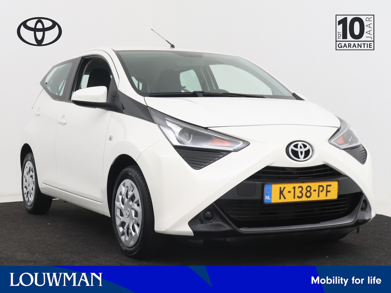 Toyota Aygo - 1.0 VVT-i x-play | Airco | Apple Carplay/Android Auto | - AutoWereld.nl