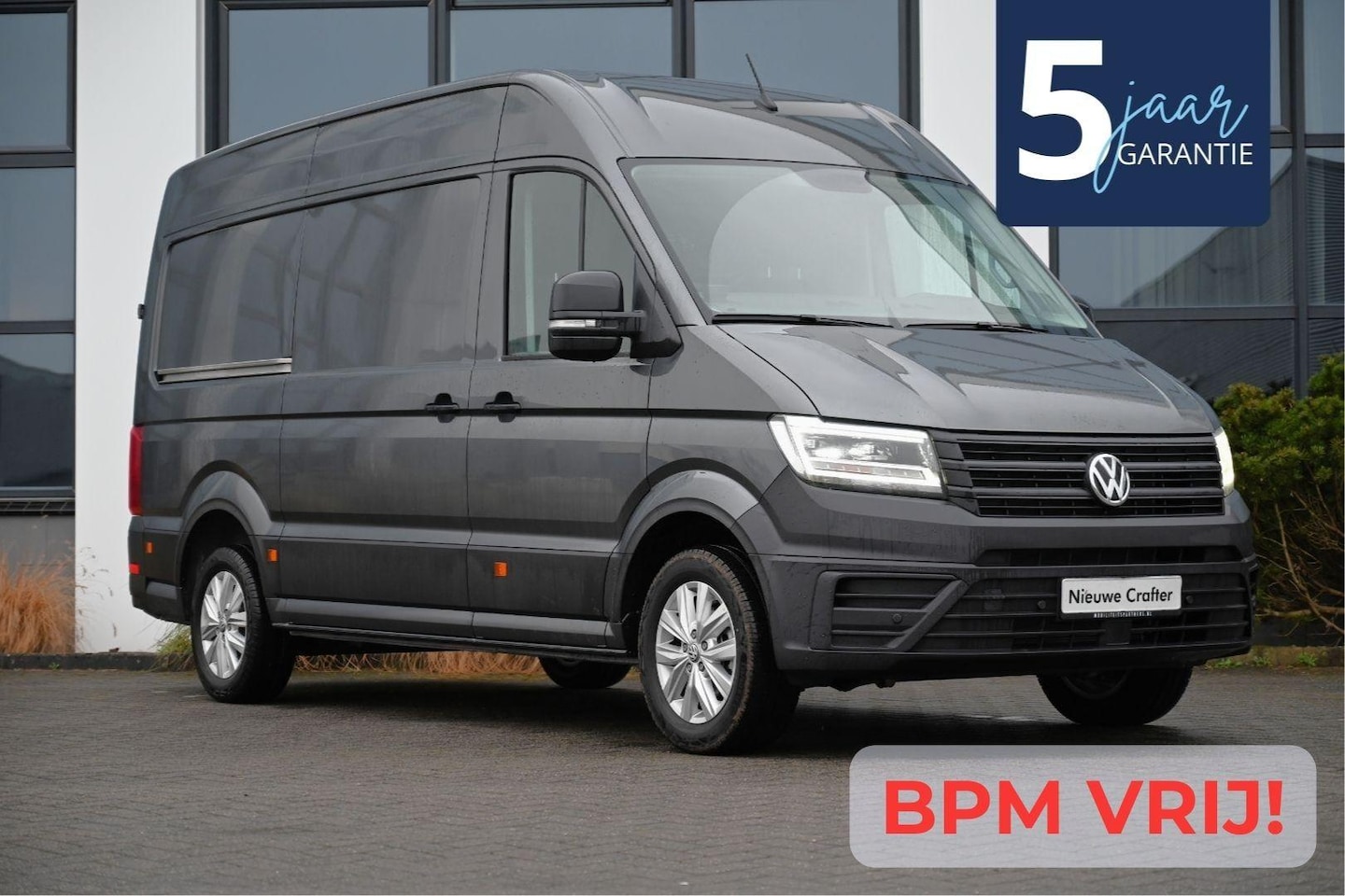 Volkswagen Crafter - 2.0 TDI L3H3 140pk | LEDER | LED | 479= | 5jr gar - AutoWereld.nl