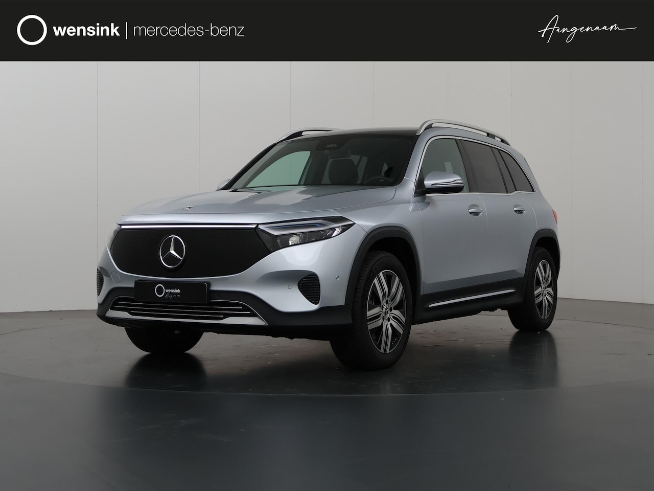 Mercedes-Benz EQB - 250+ Luxury Line 71 kWh | Panorama-schuifdak | Trekhaak | Stoelverwarming | APPLE CARPLAY - AutoWereld.nl