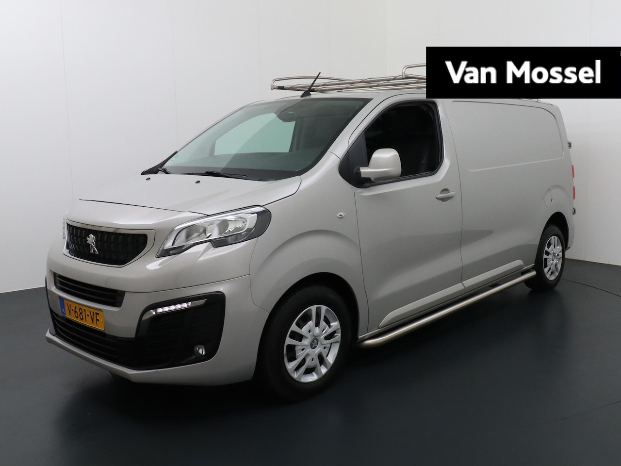 Peugeot Expert - 231S 2.0 BlueHDI 120 Premium Pack | Airco | Navigatie | Trekhaak | Parkeersensoren - AutoWereld.nl