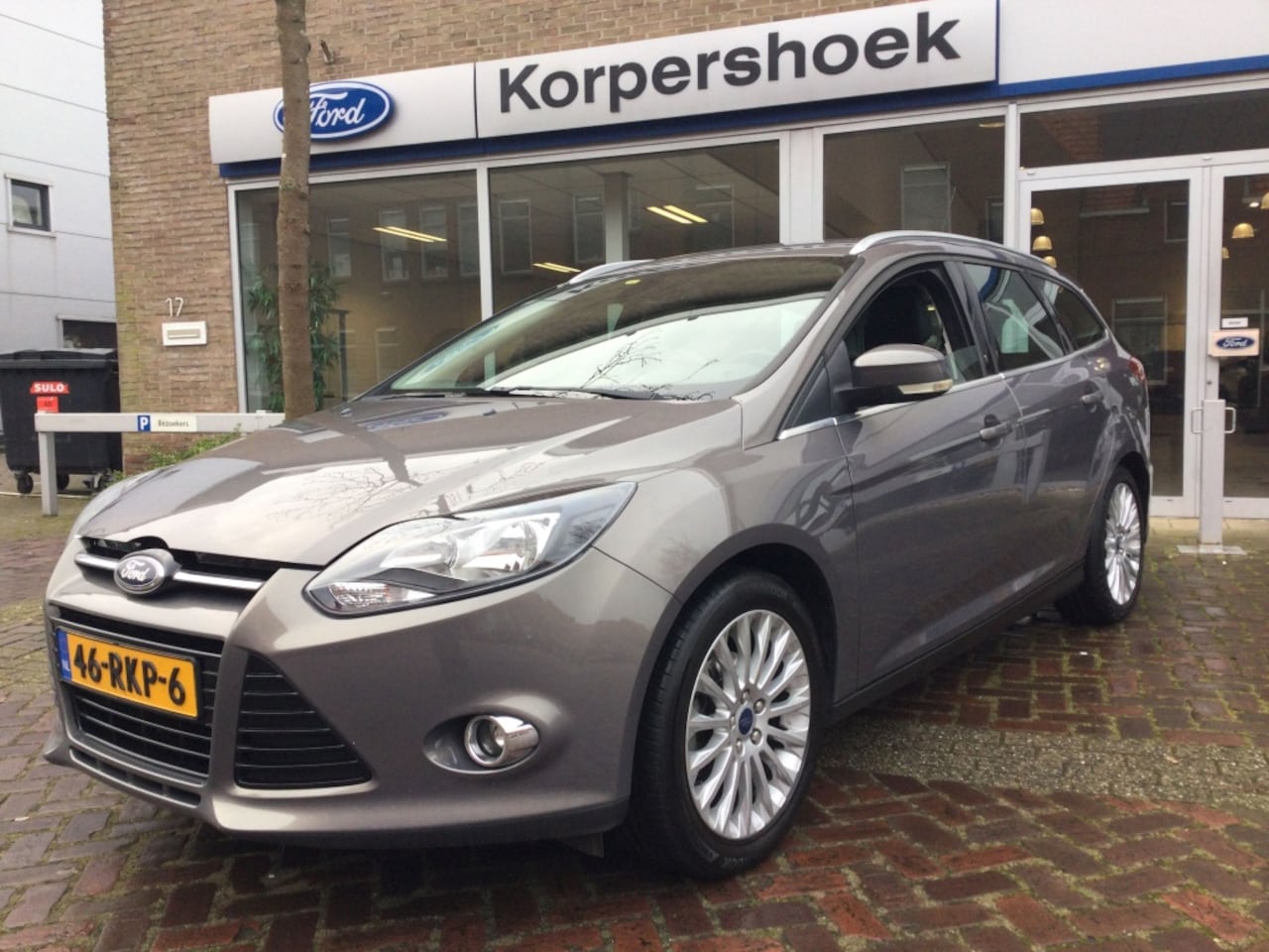 Ford Focus Wagon - 1.6 TI-VCT 125 pk First Ed. | Trekhaak - AutoWereld.nl