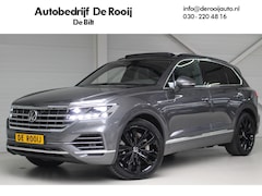 Volkswagen Touareg - 3.0 TSi eHybrid 4MOTION Elegance Luchtvering | Trekhaak | Nachtzichtassistent | 21" Suzuka