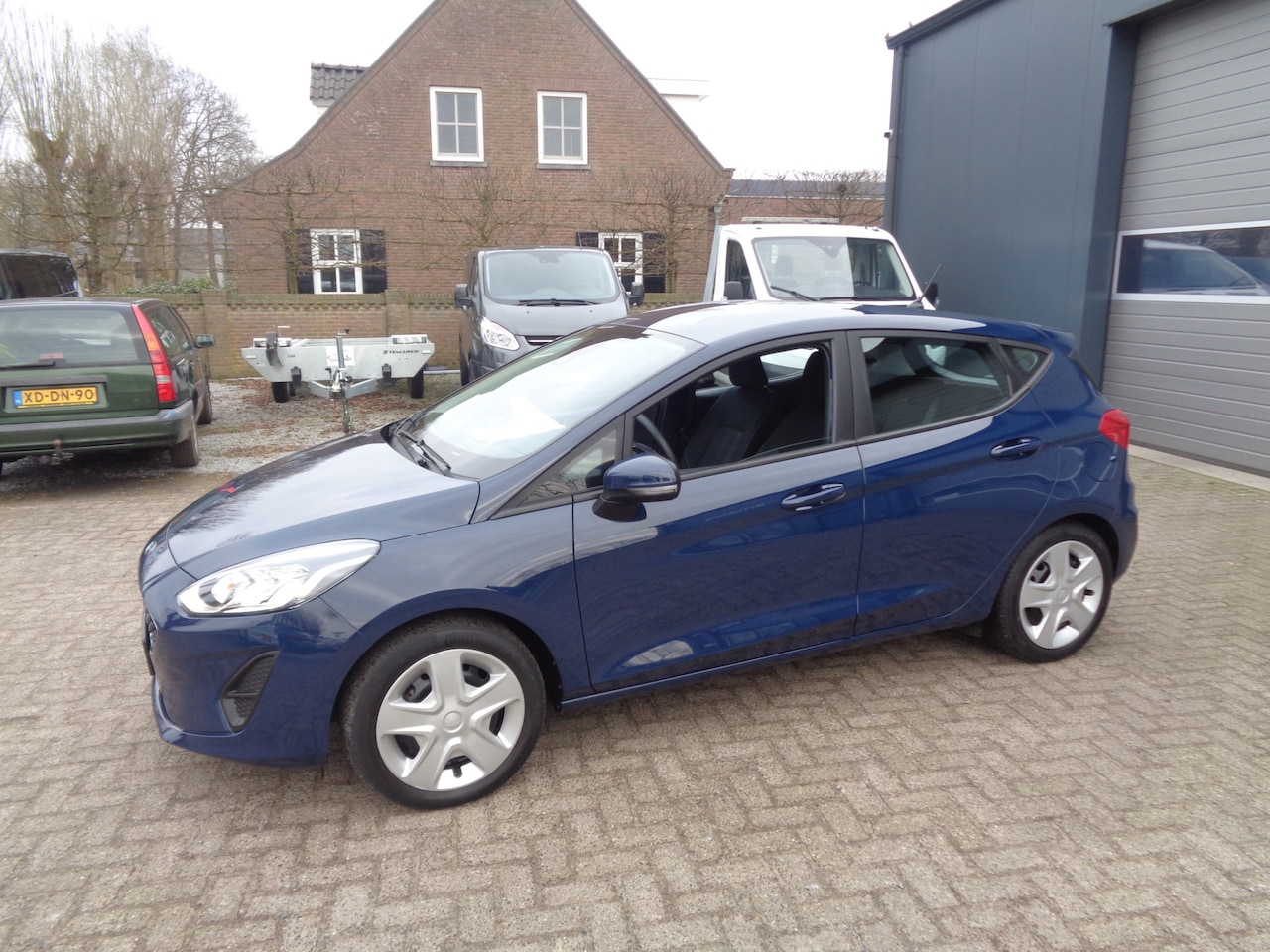 Ford Fiesta - 1.1 Trend airco, pdc, trekhaak, bluetooth - AutoWereld.nl