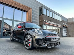 MINI John Cooper Works - 2.0 Chili F1 aut 231pk/pano/hk/camera/bomvol