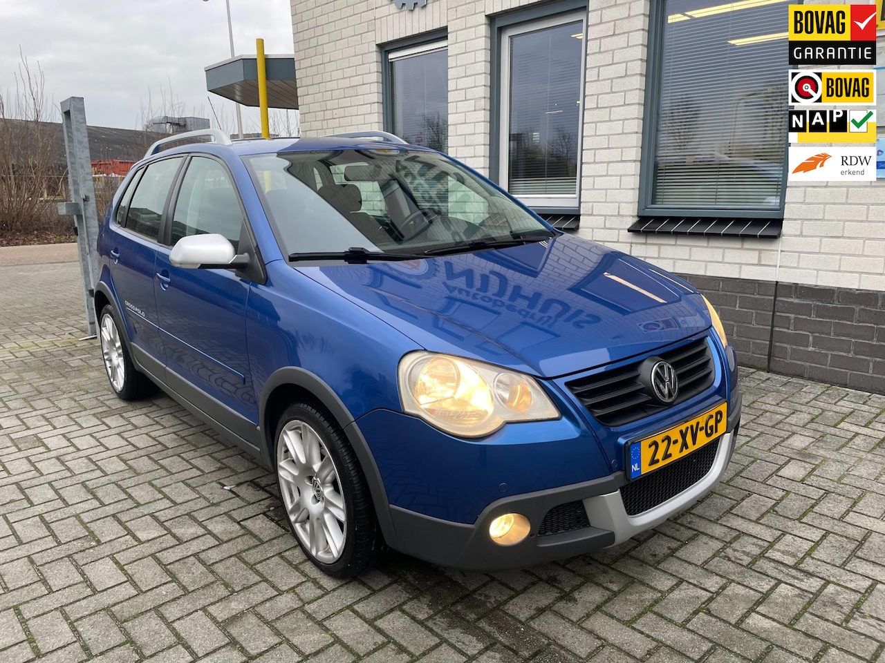 Volkswagen Polo - 1.4-16V Cross / Automaat / Clima Controle / Stoeverwarming / PDC achter / Centrale vergren - AutoWereld.nl