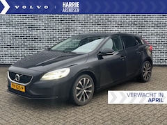 Volvo V40 - 2.0 T3 Dynamic Edition | Panoramadak | Trekhaak | Harman Kardon audio | Standkachel | Park