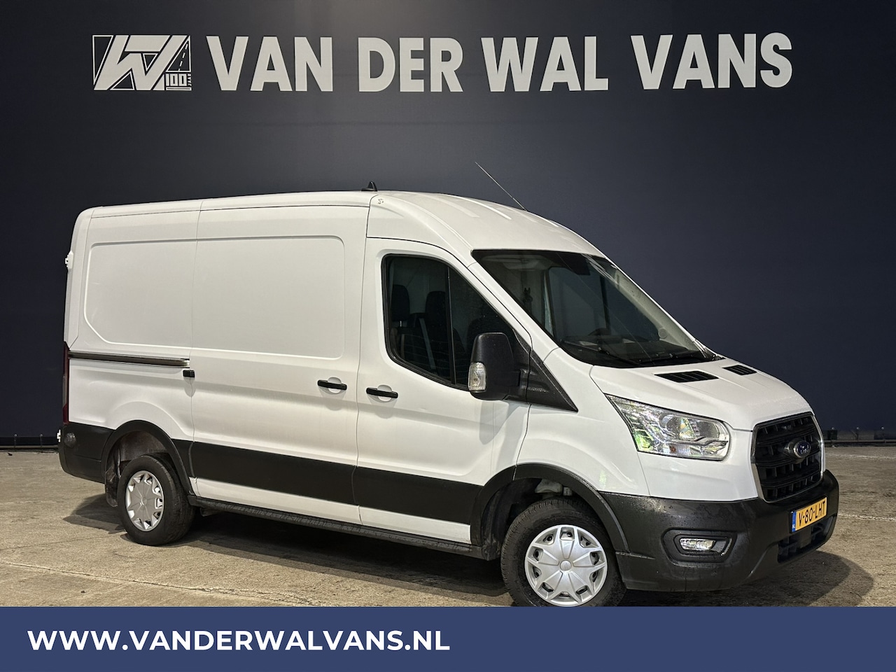 Ford Transit - 2.0 TDCI L2H2 Euro6 Airco | Camera | Cruisecontrol | Verwarmde voorruit | Parkeersensoren - AutoWereld.nl