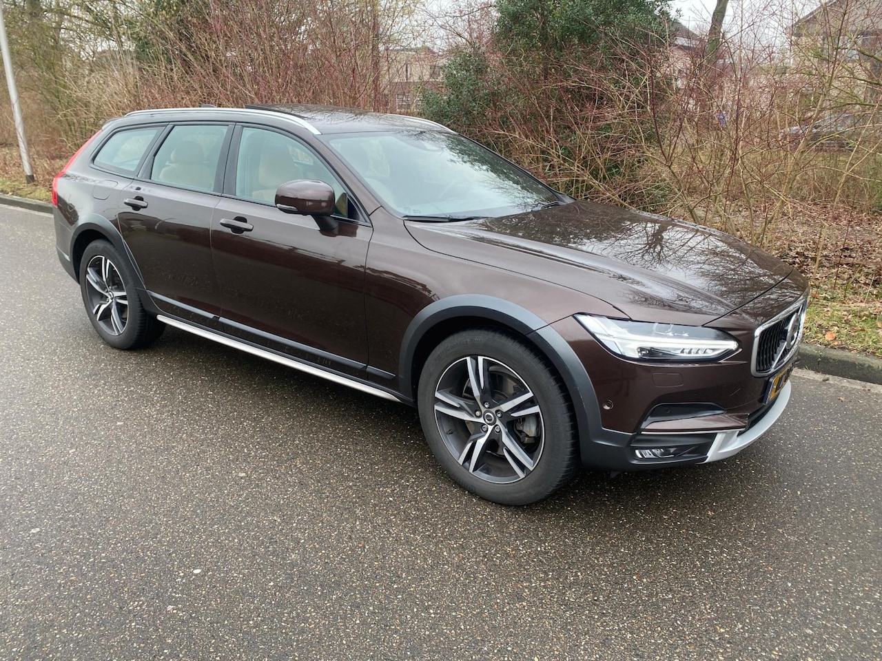 Volvo V90 Cross Country - 2.0 D4 Pro 2.0 D4 Pro - AutoWereld.nl