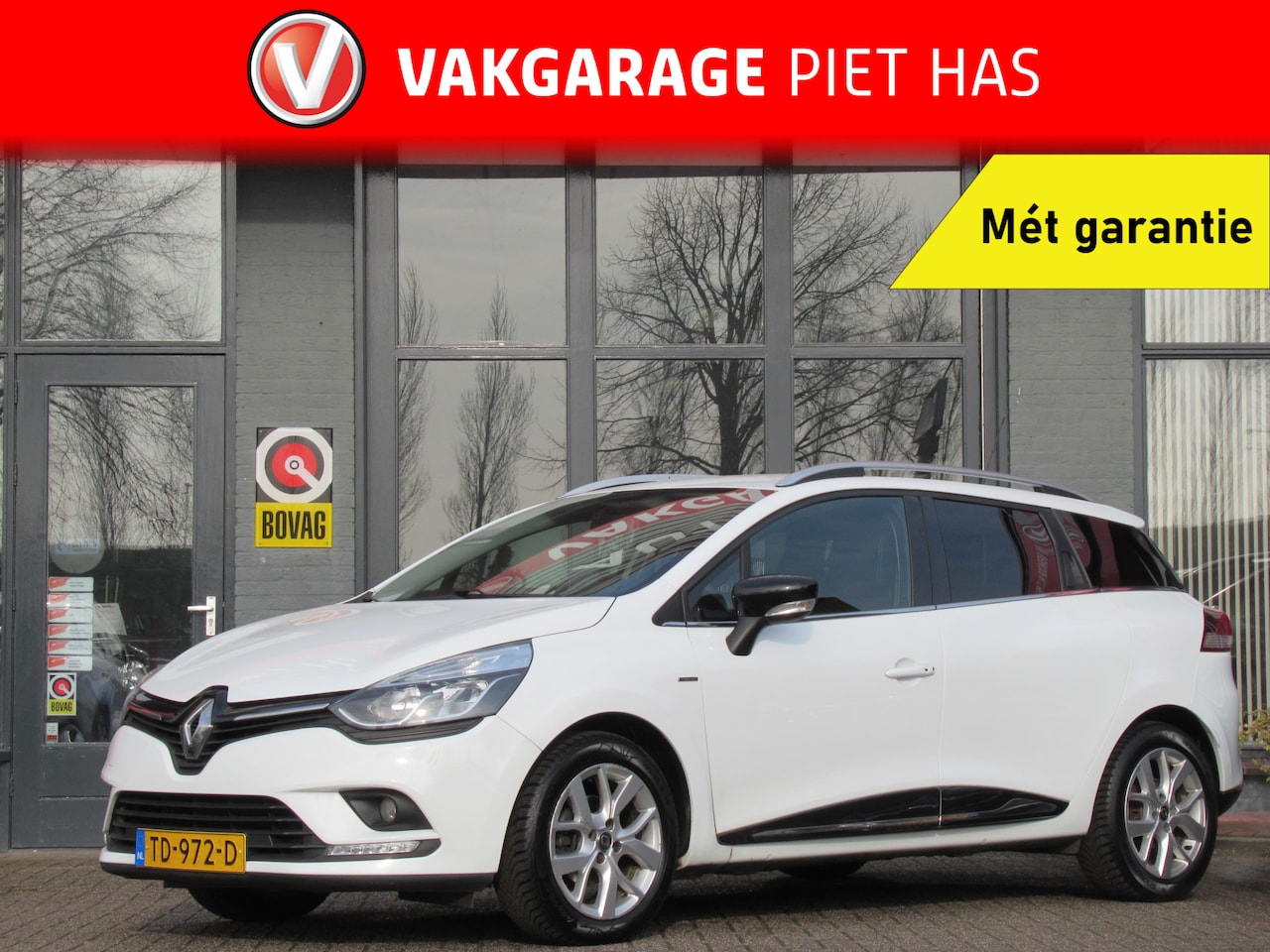 Renault Clio Estate - 0.9 TCe Limited | Airco | Cruise Control | Parkeersensoren | Incl. Garantie | Trekhaak | L - AutoWereld.nl