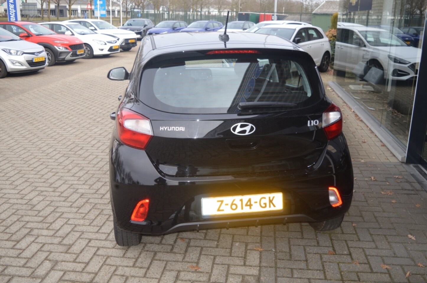 Hyundai i10 - 1.0 Comfort Carplay Cruise NL-auto 04-2024