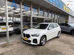 BMW X1 - XDrive25e Executive M-SPORT PHEV 220PK / PANORAMADAK / ELEKTRISCHE ACHTERKLEP