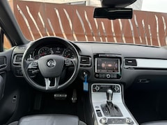 Volkswagen Touareg - 3.0 V6 TSI 380pk Hybrid 8-tiptronic