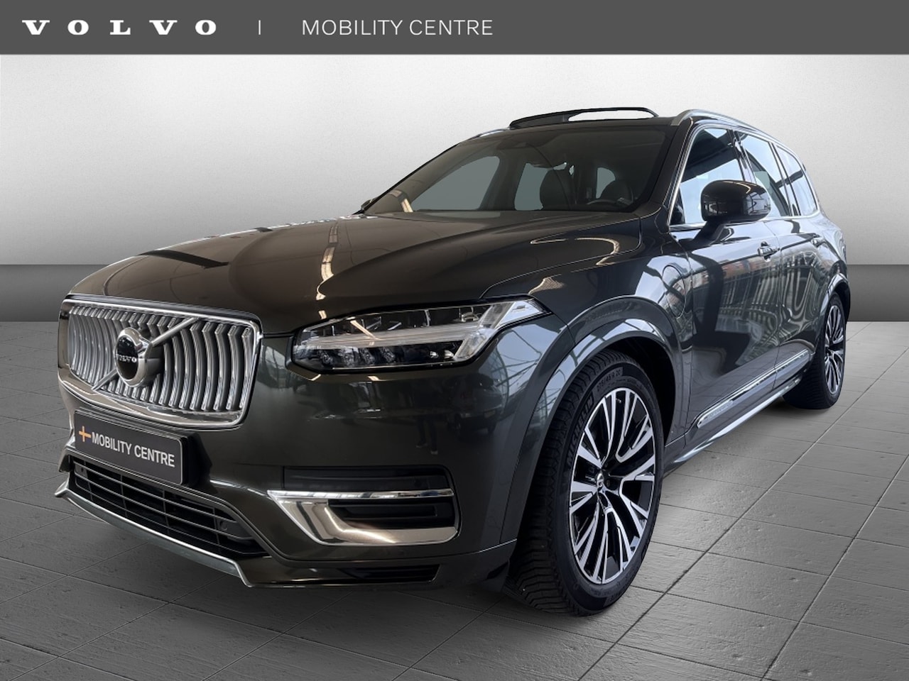 Volvo XC90 - T8 Twin Engine AWD Insciption | Luchtvering | Panoramadak | - AutoWereld.nl