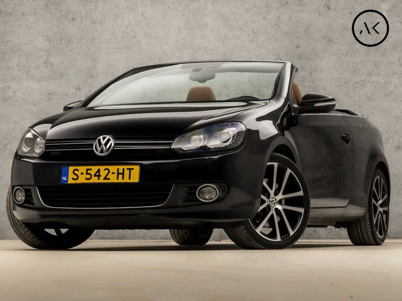 Volkswagen Golf Cabriolet - 1.4 TSI Sport 161Pk Automaat (APPLE CARPLAY, NAVIGATIE, CLIMATE, STOELVERWARMING, COGNAC L - AutoWereld.nl