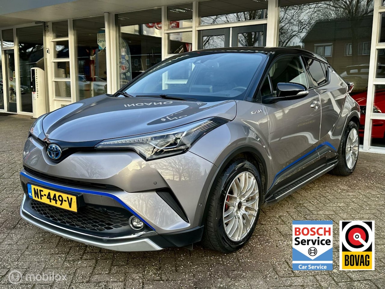 Toyota C-HR - 1.8 Hybrid Bi-Tone Plus Led, Navi, JBL, Stoelvw, LM.. - AutoWereld.nl