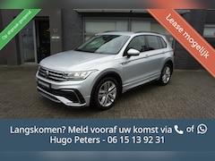 Volkswagen Tiguan - 1.4 TSI eHybrid R-Line Acc|CarPlay|Trekhaak|VirtualCockpit