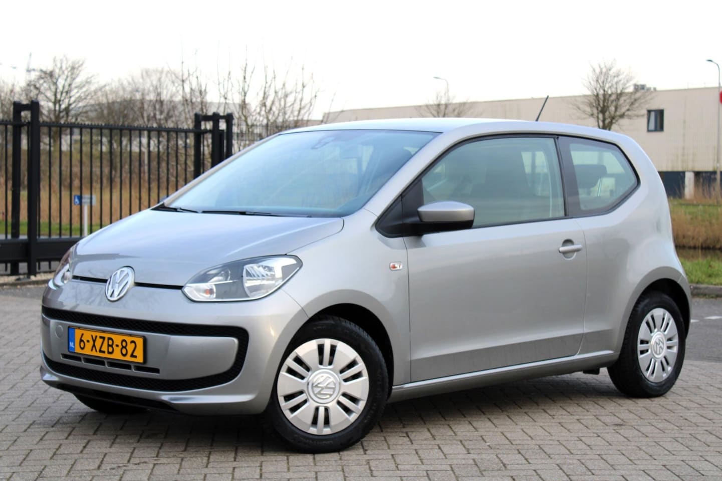 Volkswagen Up! - 1.0 BlueMotion l Elek Pak l APK 02-2026 - AutoWereld.nl