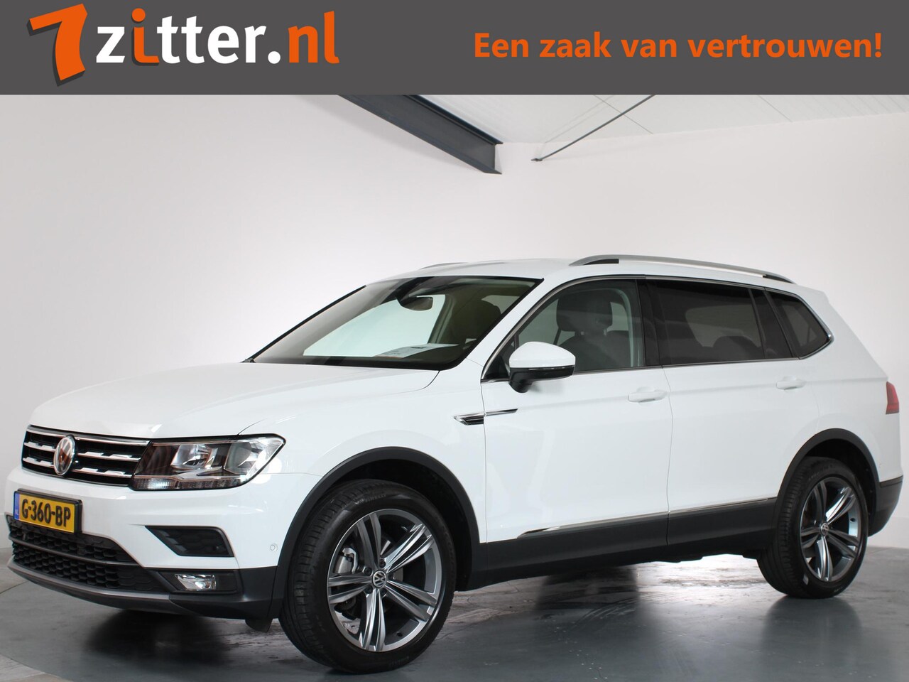 Volkswagen Tiguan Allspace - 1.5 TSI Comfortline Business 7-Persoons, Trekhaak! navigatie! Automaat! Apple CarPlay/ And - AutoWereld.nl