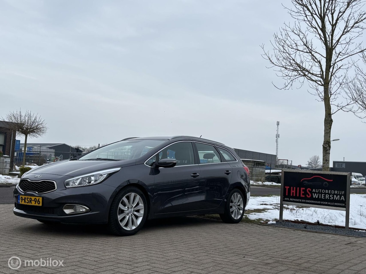 Kia Cee'd Sportswagon - 1.6 Comfort Pack cruise/trekhaak/pdc - AutoWereld.nl