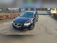 Volvo V50 - 1.8 Edition II LEDER CLIMA NAVI PDC VOL