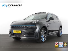 Lynk & Co 01 - 1.5 > 262pk | Trekhaak | Panorama schuif | all season banden |Apple Carplay | Android Auto