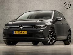 Volkswagen Golf - 2.0 TDI Sport 150Pk Automaat (APPLE CARPLAY, GROOT NAVI, SFEERVERLICHTING, STUUR/STOELVERW