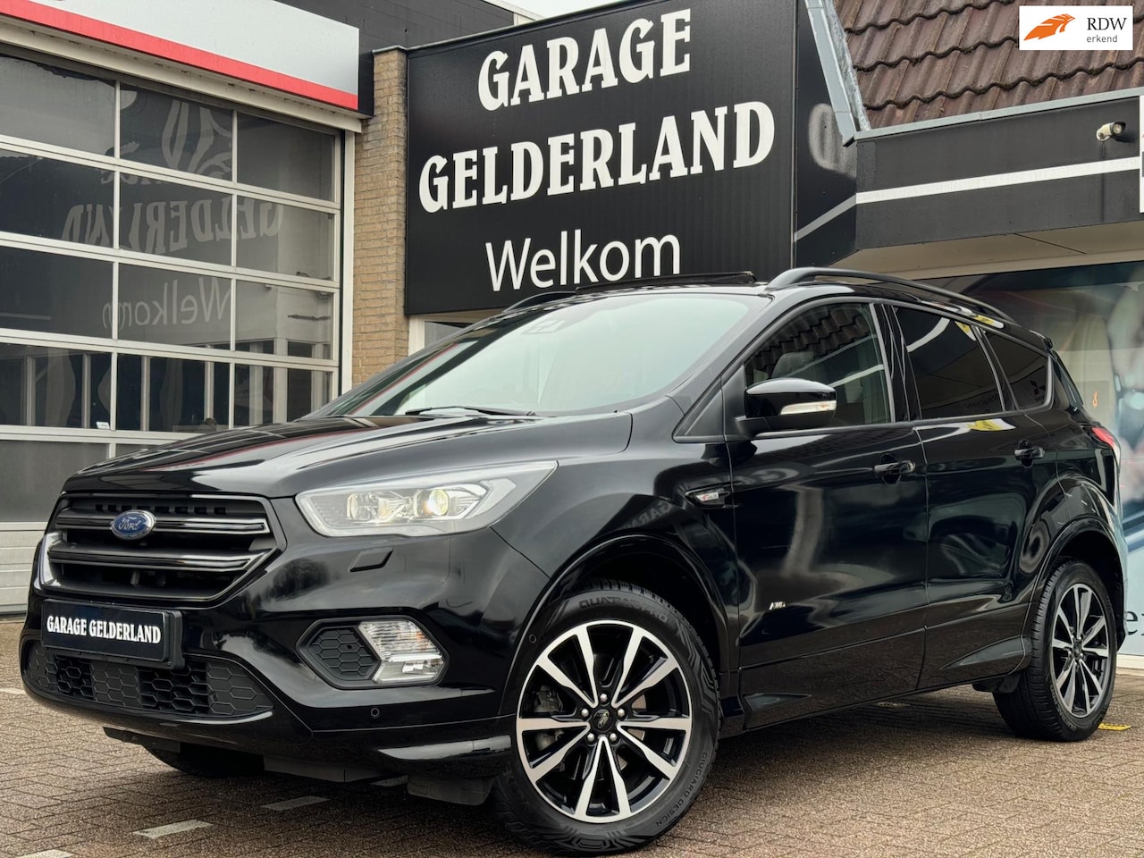 Ford Kuga - 1.5 EcoBoost ST Line | Pano | Bi-Xenon | Full-Led | Android | Alcantara/Leder | Cruise | C - AutoWereld.nl