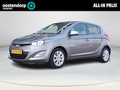 Hyundai i20 - 1.2i i-Deal | Telefoonvoorbereiding | Lichtmetalen velgen | Airco | Navigatie | 12 Maanden