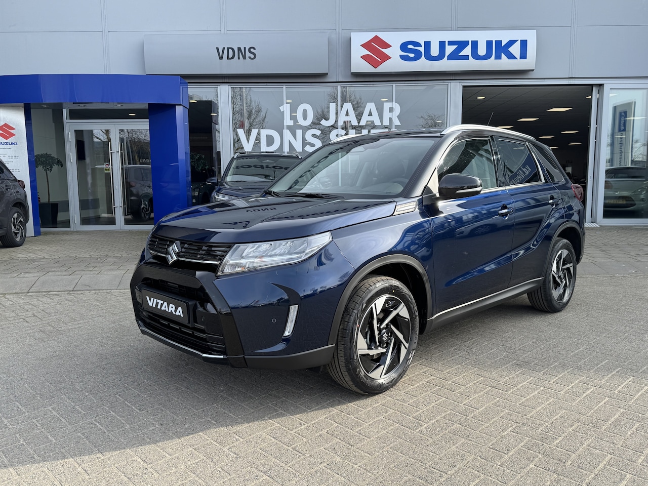 Suzuki Vitara - 1.4 Boosterjet Style Smart Hybrid Direct uit voorraad leverbaar! info:M.Safari 0492588976 - AutoWereld.nl