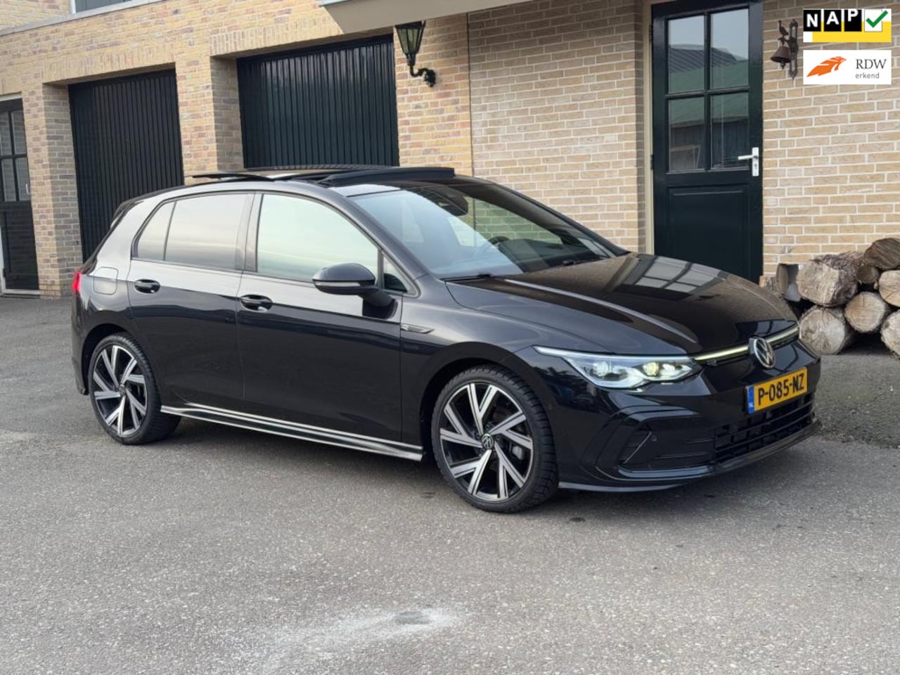 Volkswagen Golf - 2.0 TDI R-Line Business+ 2.0 TDI R-Line Business - AutoWereld.nl